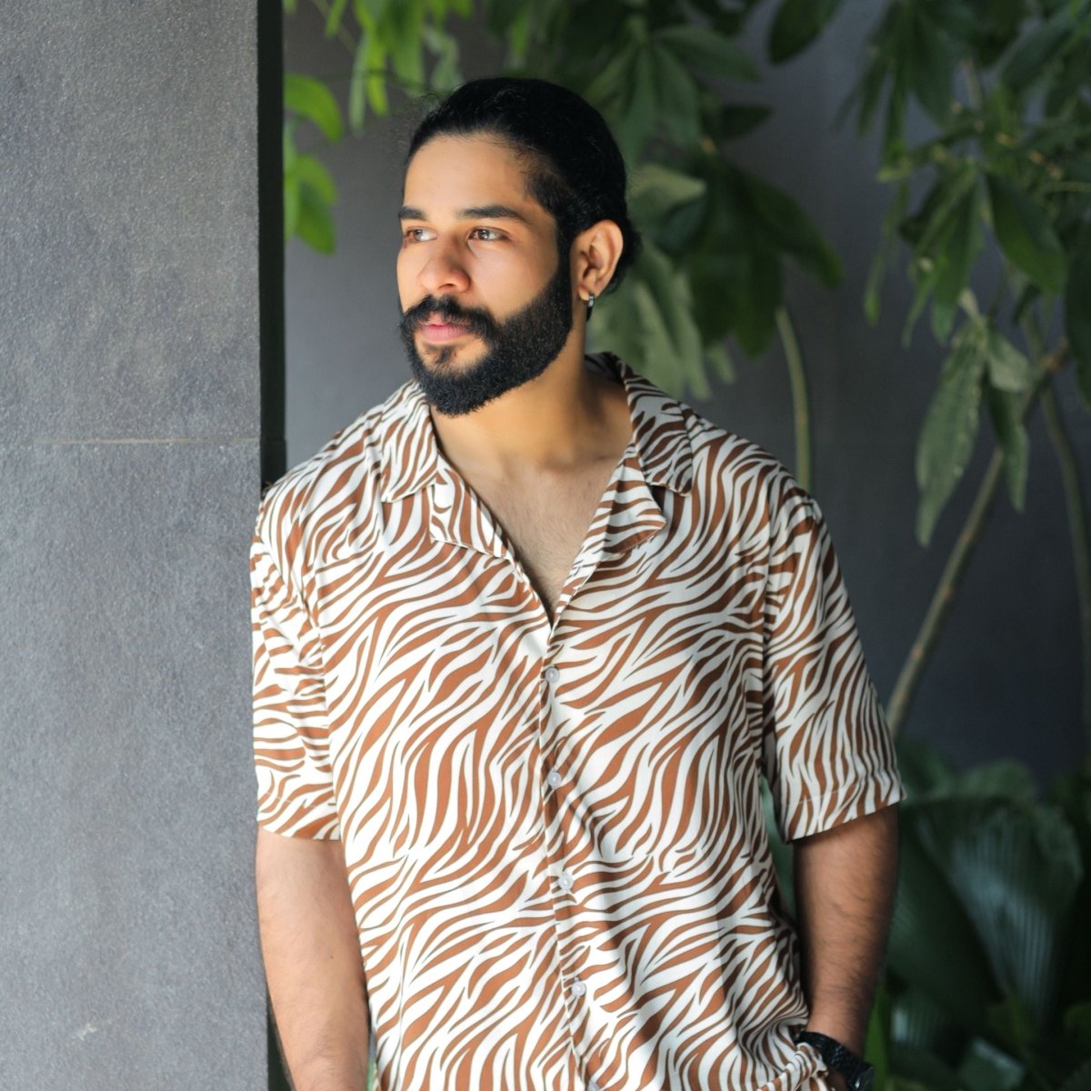 Snow Tiger Shirt – Animal Pattern Print for Men